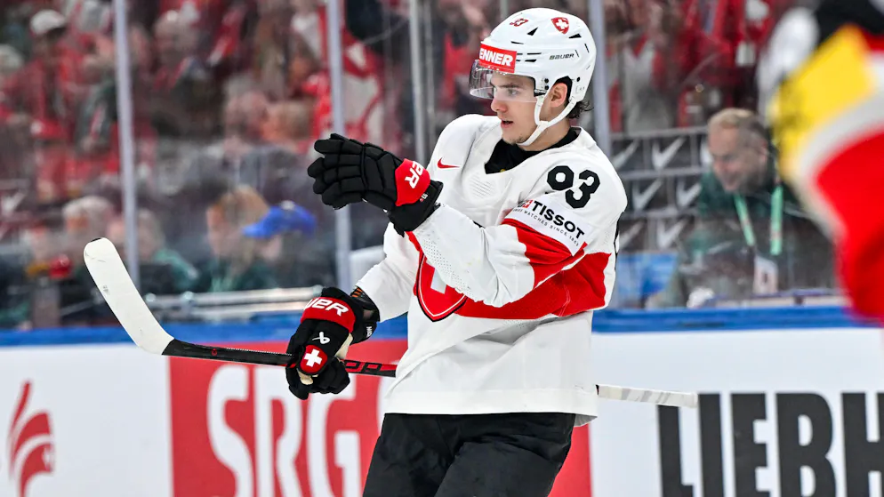 Une première pour Théo, le record pour Leo – Gallery. Théo Rochette a marqué ses premiers buts sous le maillot suisse.