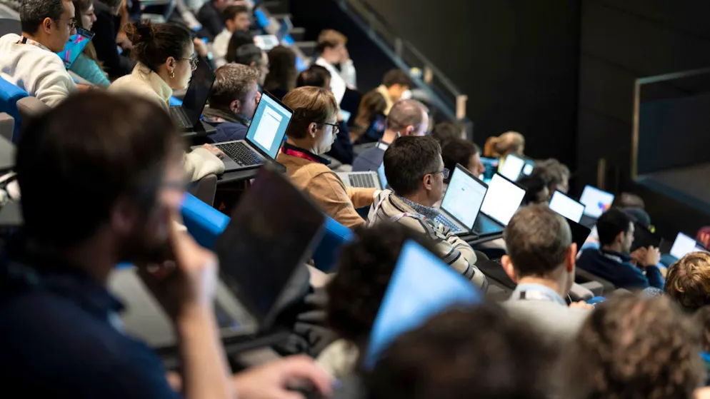 Ecco come. L'IA rivoluziona il lavoro all'EPFL: dalla correzione degli esami alle start‐up