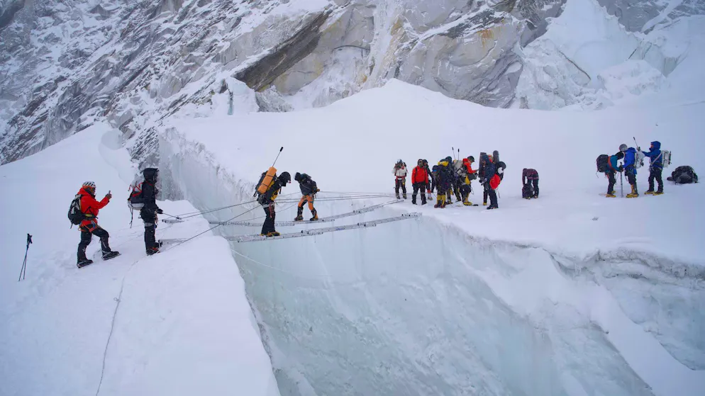 Nombre record. Népal : 275 alpinistes au sommet de l'Everest