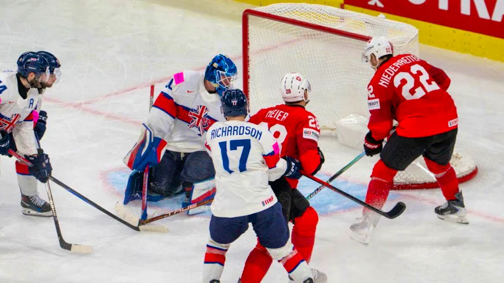 Nino Niederreiter scores his first two goals of this World Championship tournament