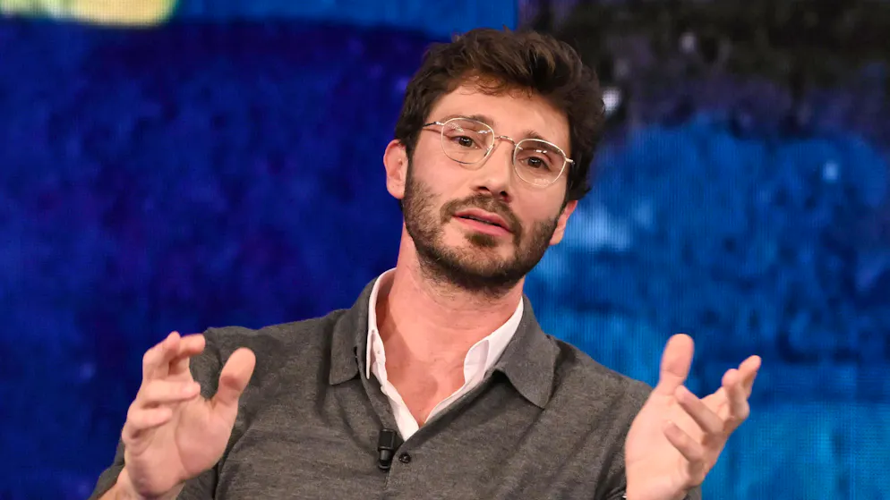 «Non voglio altre donne». Stefano De Martino e Gilda Ambrosio, spunta la richiesta che cambia tutto