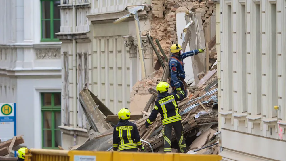 È successo a Görlitz. Dopo il crollo di un edificio in Germania, recuperato il corpo senza vita di una donna