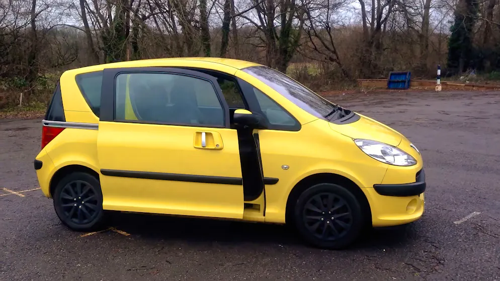 Die Idee war gut, die Ausführung mangelhaft. Der Peugeot 1007 verschwand schnell wieder.