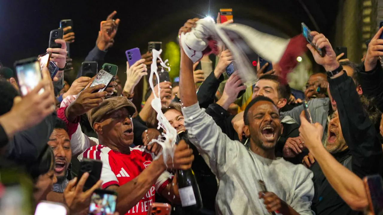 England. Arsenal dream of a big coup