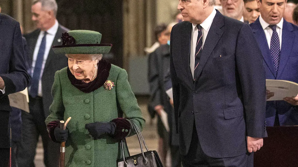 Nouveaux documents publiés. Elizabeth II avait poussé à la nomination d'Andrew comme envoyé spécial au Commerce