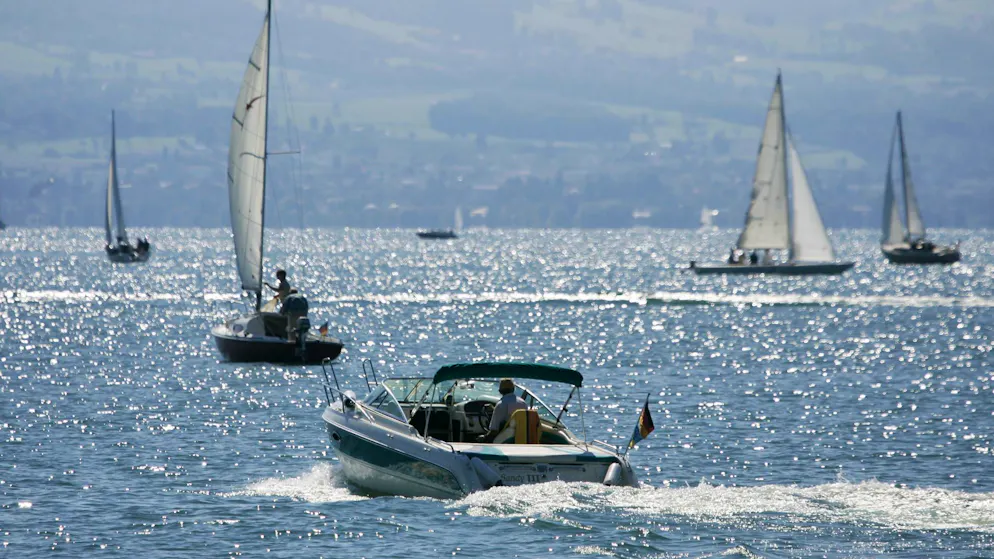 Seglerin stirbt bei Motorboot-Kollision. Fall um tödliches Schiffsunglück auf Bodensee nimmt neue Wendung