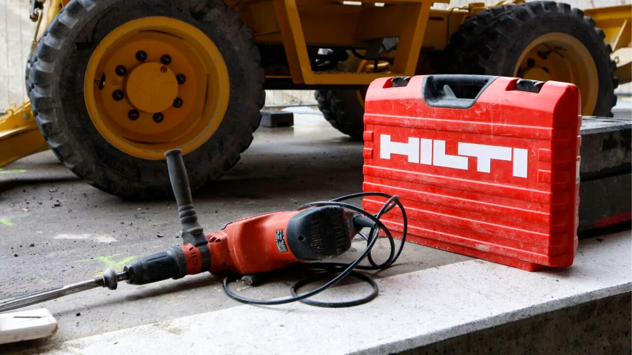 Bauindustrie. Hilti wächst weltweit in Lokalwährungen, spürt aber starken Franken