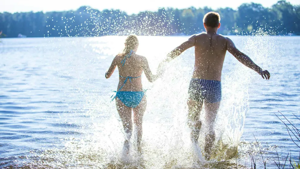 Jumping in at speed could be the recipe for some: Swiss waters have not yet arrived in summer.