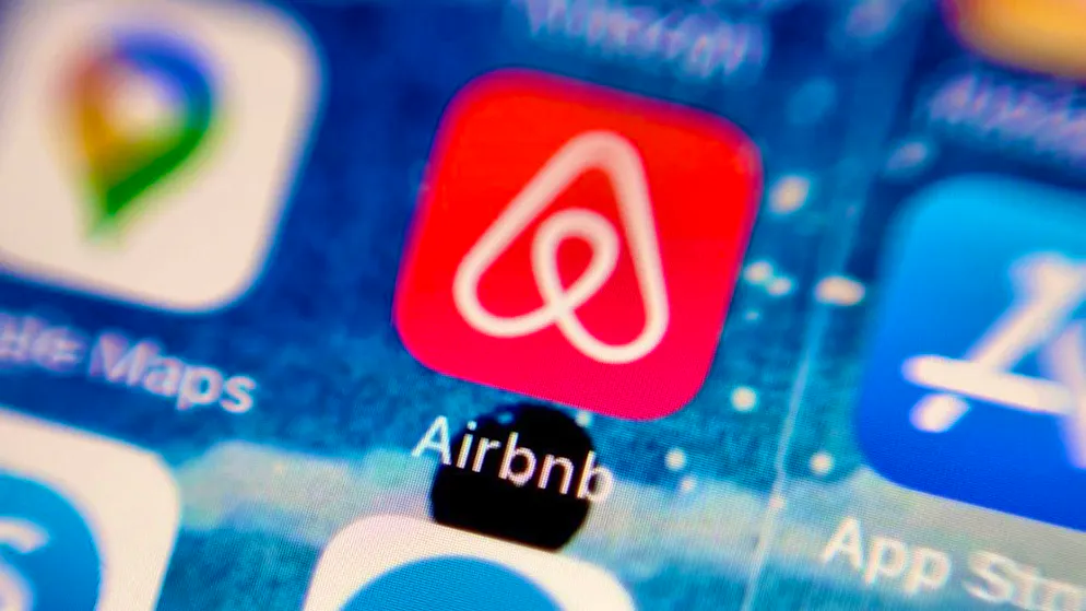 Airbnb is jumping on the AI bandwagon. Artificial intelligence will help to personalize the accommodation platform for each user as much as possible.(symbolic image)