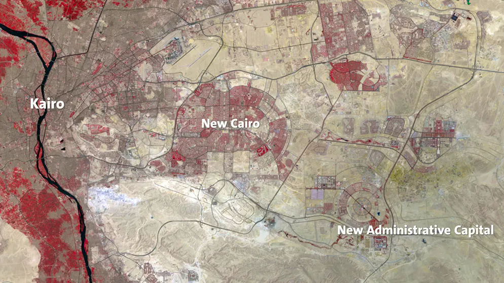 The map shows the expansion of Cairo to the east: on the left is historic Cairo on the Nile, next to it is "New Cairo", a satellite city with residential areas, universities and villas that has been planned since the 2000s. Even further into the desert, Egypt's new capital, the "New Administrative Capital", is being built.