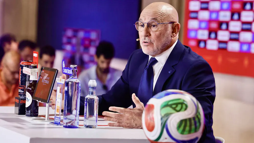 Le sélectionneur espagnol Luis de la Fuente a dévoilé lundi sa liste de 26 joueurs pour disputer la Coupe du monde 2026.