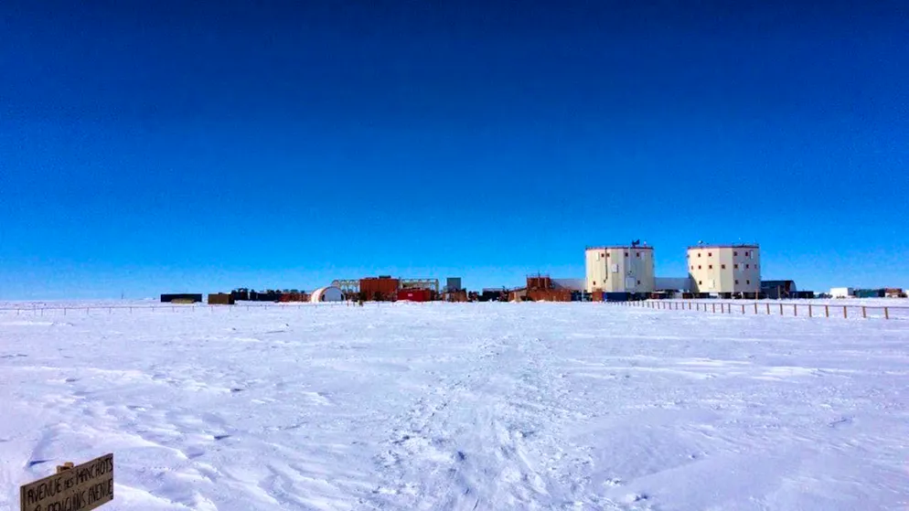The research team studied spent ten months at the Antarctic research station Concordia. (archive image)