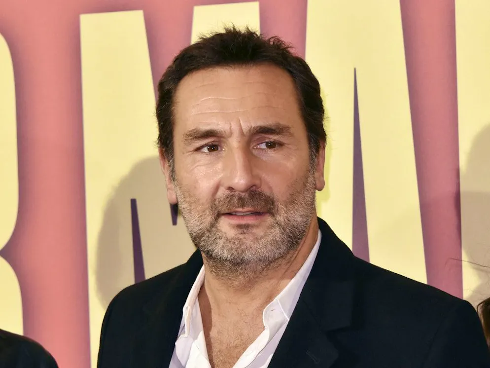 Gilles Lellouche a refusé de se prononcer sur une question qu'il a jugée « manipulatrice et orientée » lors de la présentation du film Moulin, lundi (25 mai 26) autour du héros français de la Résistance. Mais face aux critiques, l'acteur et réalisateur a dénoncé en story Instagram les tentatives de récupération par le Rassemblement national et a défendu sa position. (Archives)