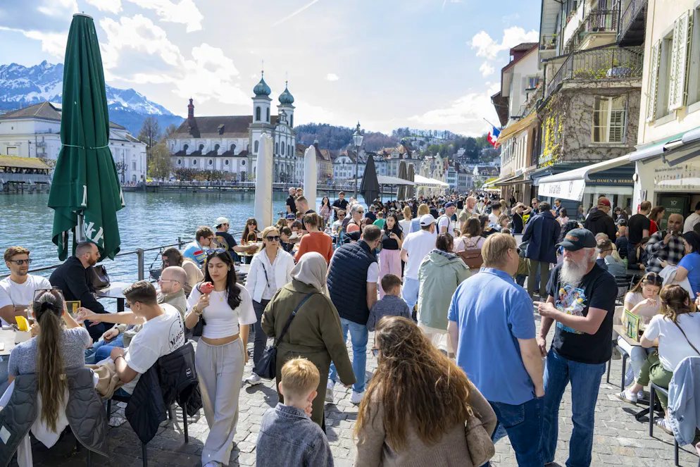 bluewin.ch - Tourism researcher warns against upper limits for hotel beds