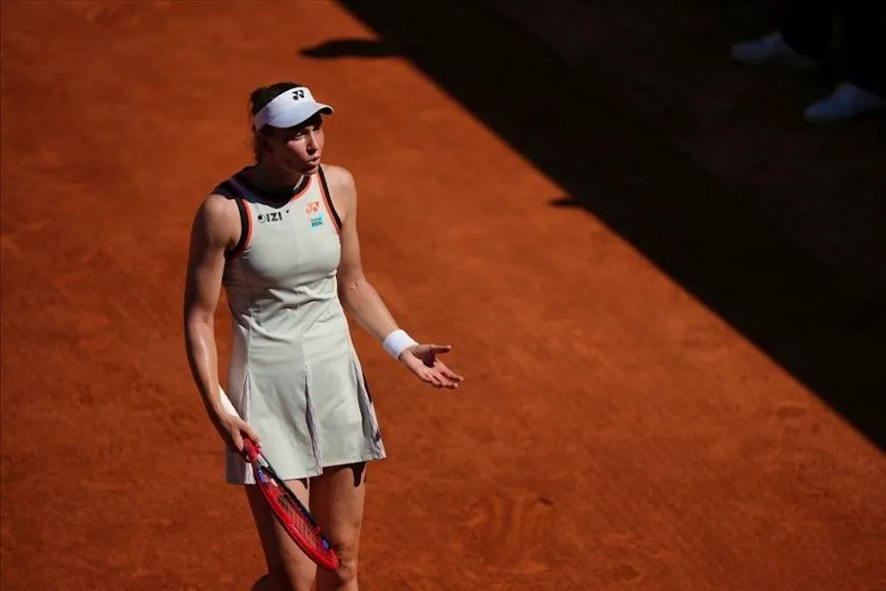 Elena Rybakina fuori al secondo turno del Roland Garros