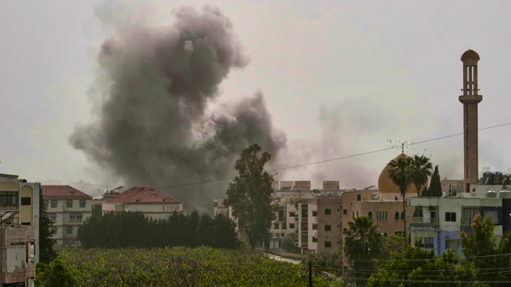 ARCHIVE - Smoke rises after an Israeli airstrike. Photo: Mohammed Zaatari/AP/dpa