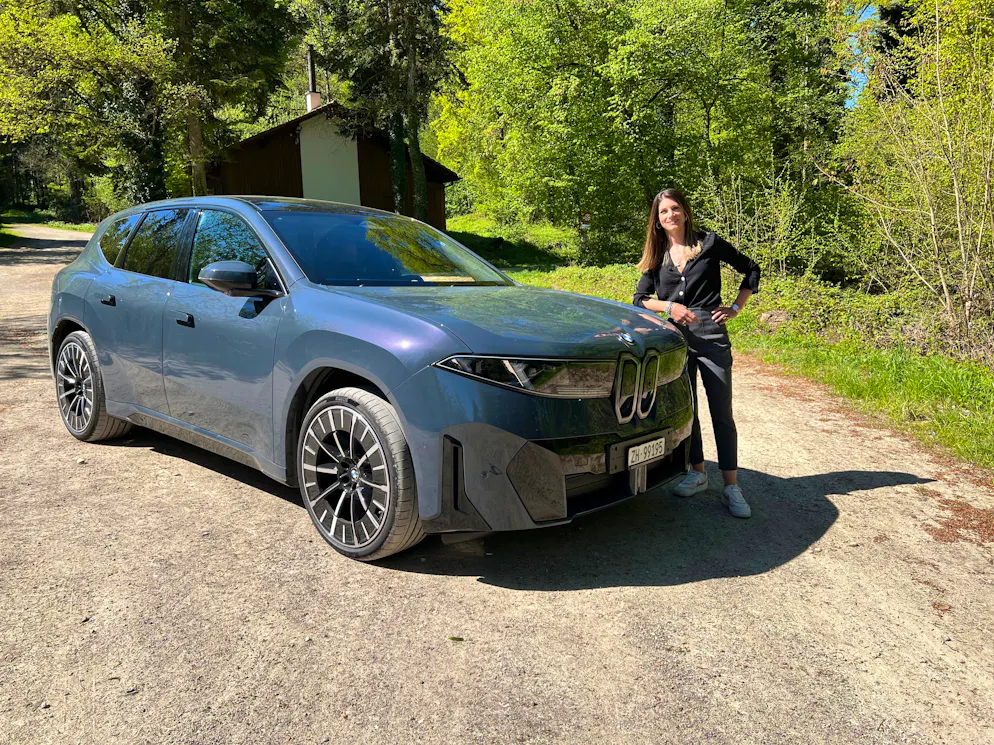 Für Cyndie ist der BMW iX3 aktuell einer der besten Langstrecken-E-Autos. Einziger Kritikpunkt: der Preis.