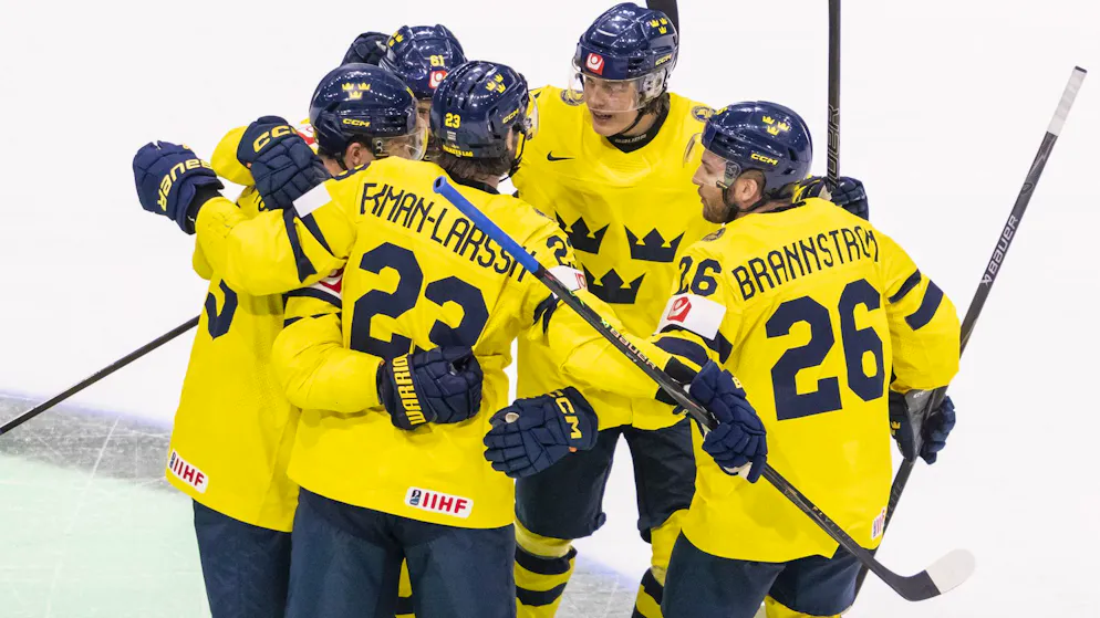 Erik Brännström, à droite, et ses coéquipiers sont motivés à l'idée d'affronter la Suisse.