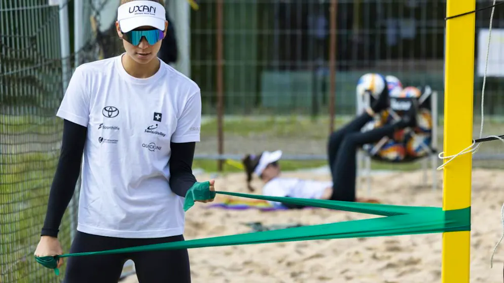 Mäder und Kernen überzeugen mit starkem Saisonstart – Gallery. Leona Kernen (vorne) und Joana Mäder sind mit überzeugenden Leistungen an den Elite16-Turnieren in Brasilien in die Saison gestartet