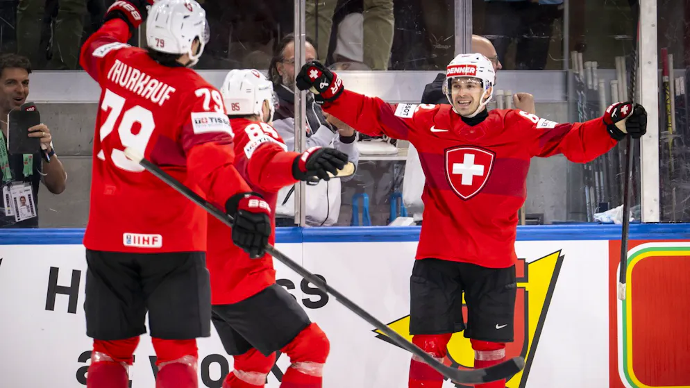 Schweizer Party an der Heim-WM. Die Nati schlägt Schweden 3:1 und trifft im Halbfinal auf Norwegen