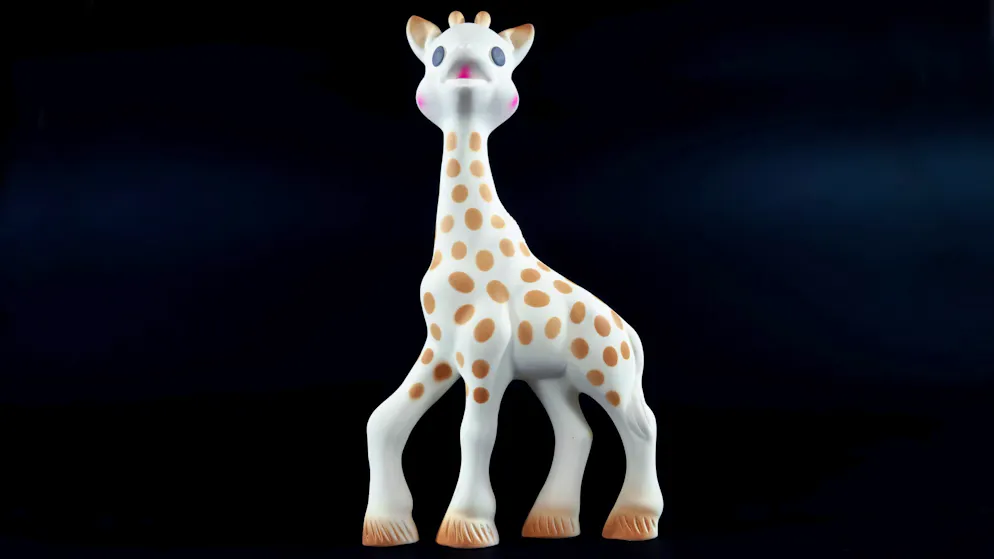 La popularité de Sophie la Girafe, créée en France en 1961, a largement dépassé ses frontières.