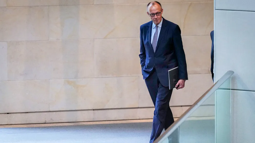 Bundeskanzler Friedrich Merz (CDU): Sein Verbleib im Amt ist Gegenstand von wilden Spekulationen.