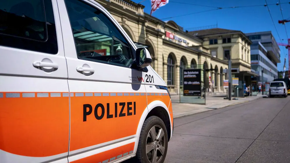 Le suspect aurait crié «Allahu Akbar». Attaque au couteau à la gare de Winterthour: trois blessés et un suspect arrêté