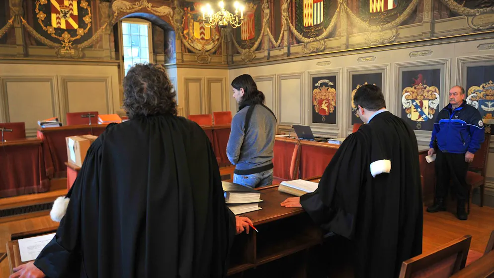 «Il n'y avait aucun signe». Procès à Neuchâtel : peut-on condamner un médecin pour les actes violents de son patient?
