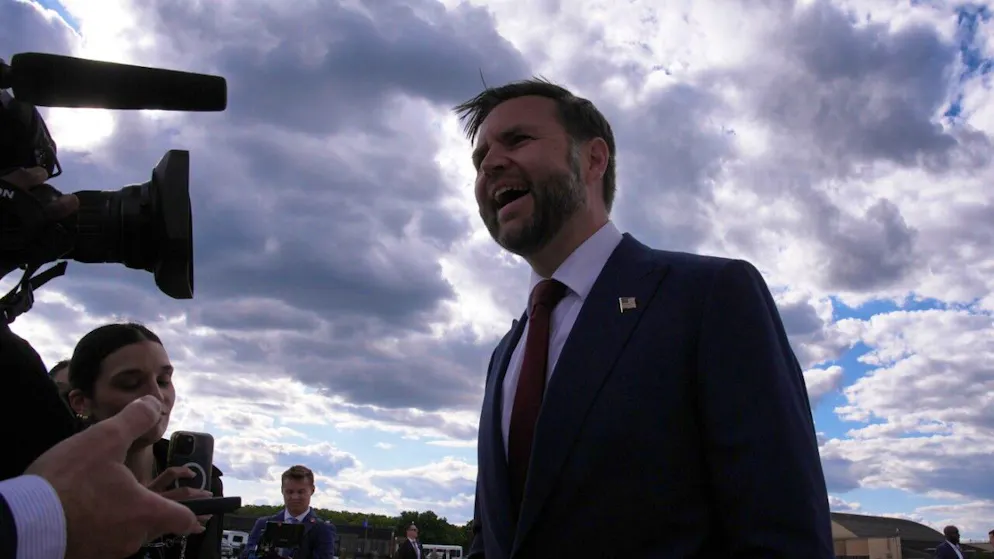 Guerre au Moyen-Orient. L'Iran attend des «actes» des USA, JD Vance évoque des «progrès»