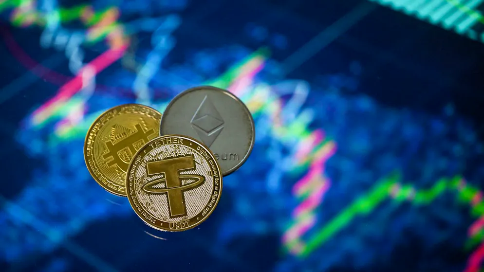 Sont concernées toutes les sociétés dont l'activité est liée aux cryptomonnaies, à l'image du célèbre bitcoin, qu'il s'agisse d'émettre, de conserver, de gérer ou de proposer une plateforme d'échange pour ce type d'actifs (image d'illustration).