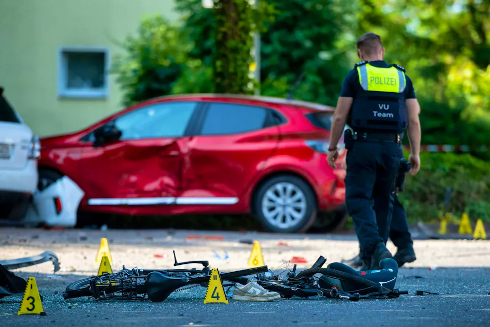 A police officer at the scene of the accident in Dinslaken
