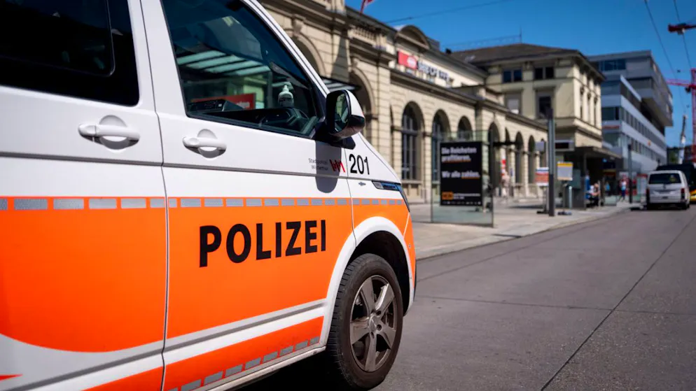 Accoltellamento in stazione. Dilemma tra radicalizzazione e psicosi per il presunto aggressore di Winterthur: ecco cosa dicono gli esperti