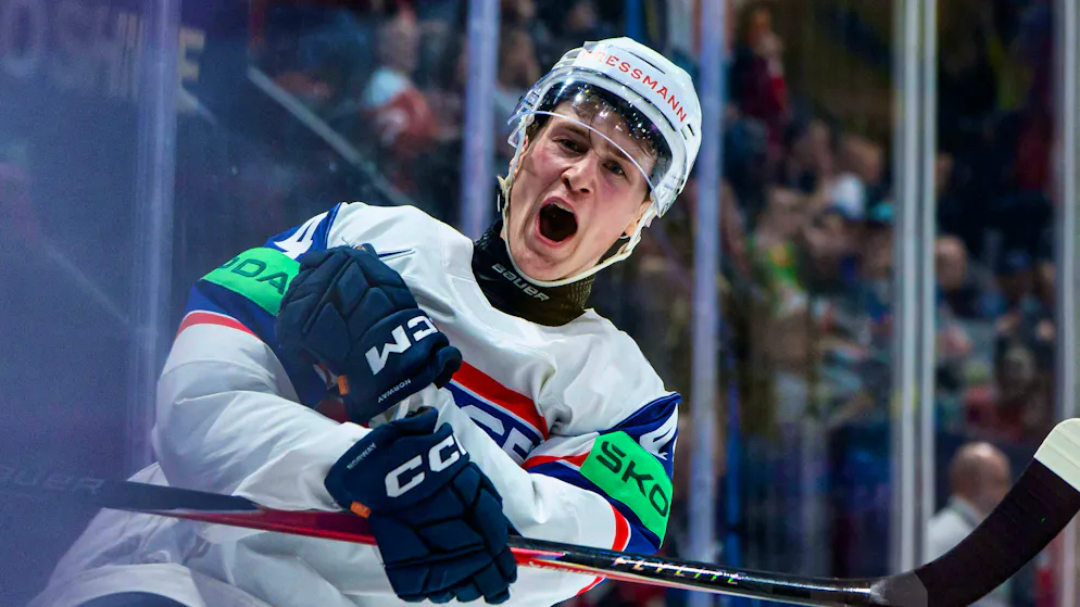 The 18-year-old Norwegian Tinus Luc Koblar has already scored nine points at the World Championships.