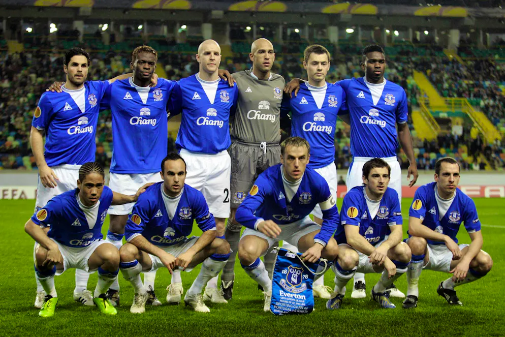 Arteta (top left) and Senderos (3rd from left) played together at Everton.