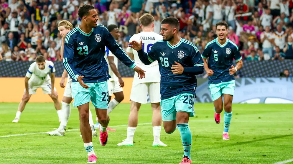 Deniz Undav feiert seinen Treffer zum 1:0