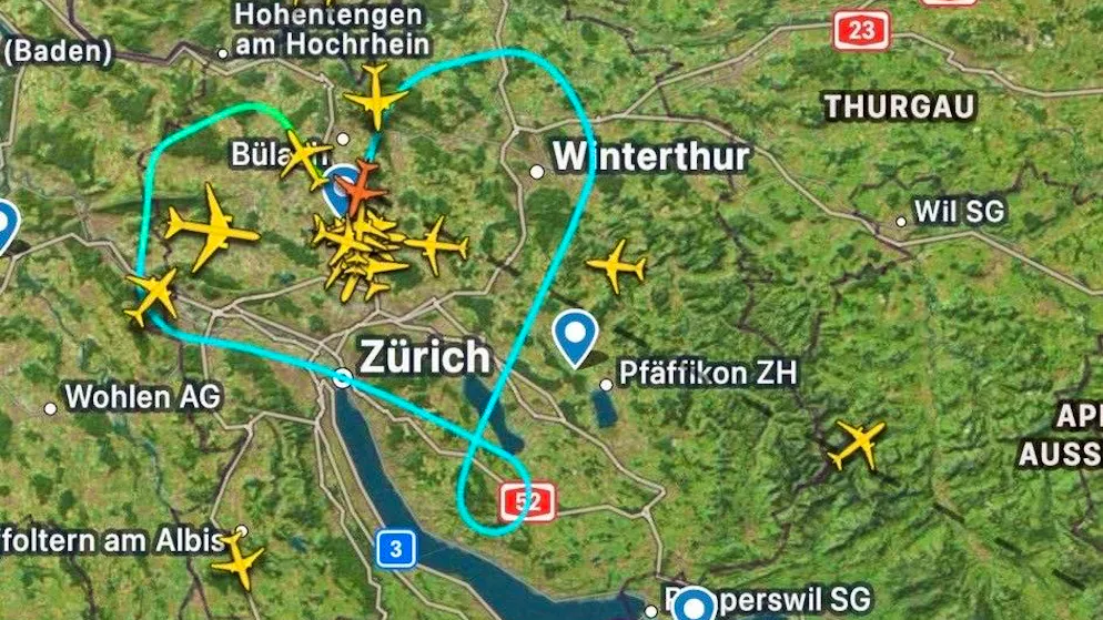 Ein Herz am Himmel für die Schweizer National-Eishockeymannschaft.