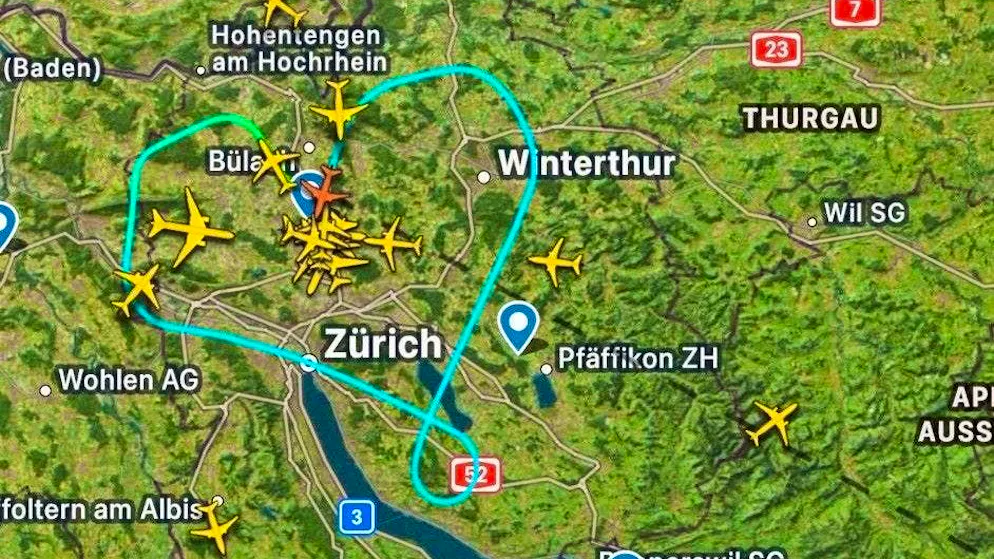 Argento ai Mondiali. Un aereo traccia un cuore in volo per ringraziare la Nazionale svizzera di hockey
