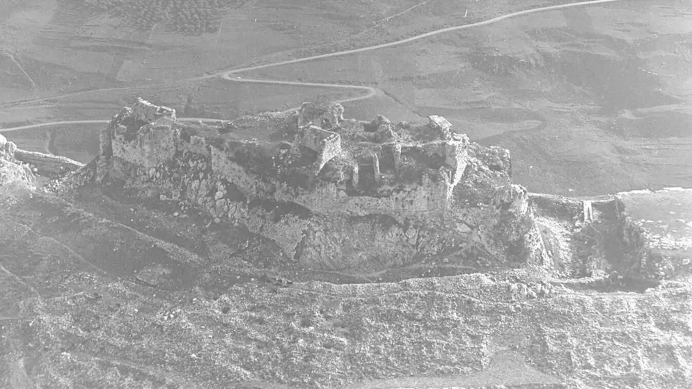 Luftbild der Burg Beaufort von 1936.