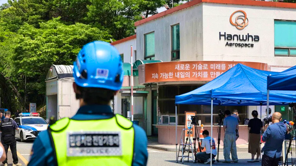 The entrance to a Hanwha Aerospace plant is inspected after an explosion. Photo: Kim Geum-bo/Newsis/AP/dpa