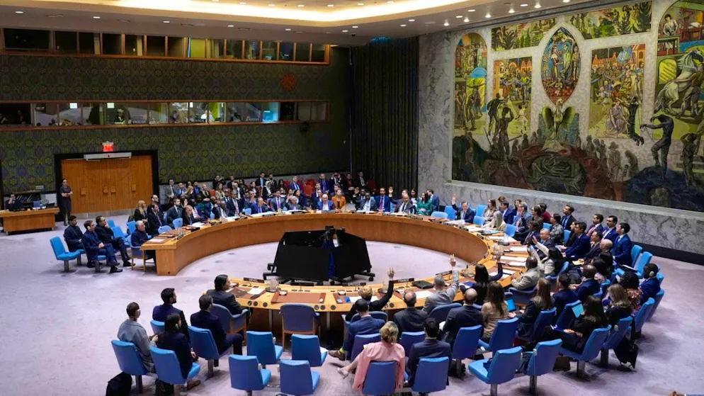 ARCHIVE - Members of the Security Council vote on a resolution at United Nations Headquarters. Photo: Seth Wenig/AP/dpa