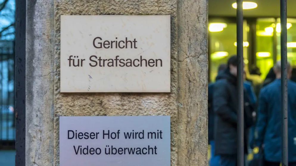 Der Prozess gegen 14 Männer hat am Montag am Strafgericht Basel-Stadt begonnen. Sie werden beschuldigt, das türkische Kinderfest gestürmt zu haben. (Archivbild)