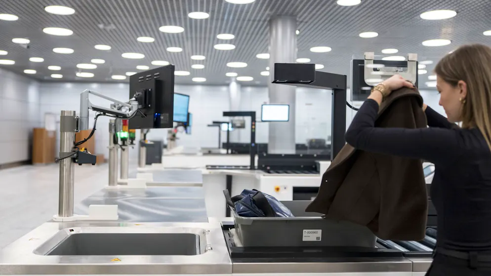 Expert reveals security tip. Why you're almost always in the wrong queue at the airport
