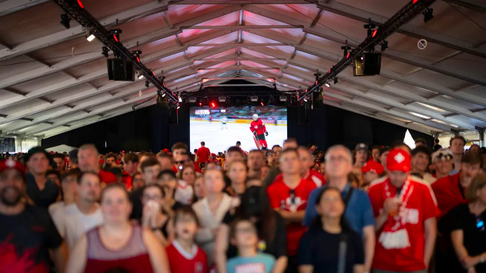Ob im Public Viewing oder zuhause auf dem Sofa: Der Final der Eishockey-WM zog die Schweiz in den Bann.