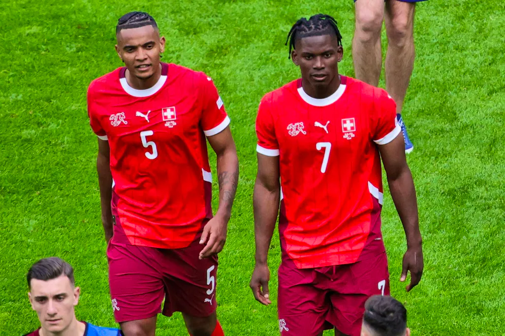 Manuel Akanji e Breel Embolo fianco a fianco nell'ultima grande competizione affrontata dalla Svizzera, Euro 2024.