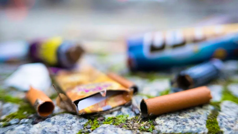 The setting off of firecrackers is to be banned throughout Switzerland. This is what both chambers of parliament are calling for. (theme picture)