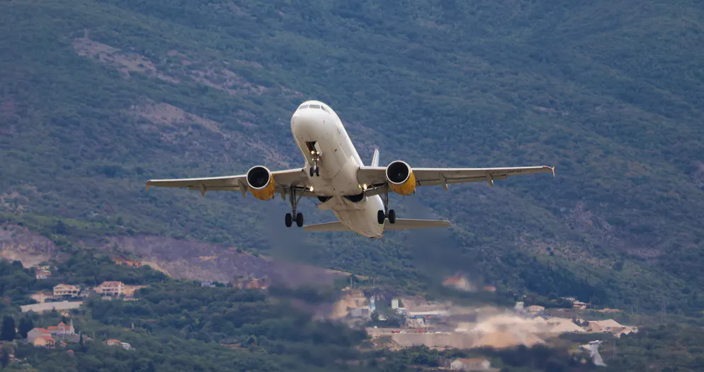 Quelque 90 hommes pouvant «présenter un risque pour la sécurité intérieure et nationale» étaient arrivés de Belgrade en avion (image d'illustration).