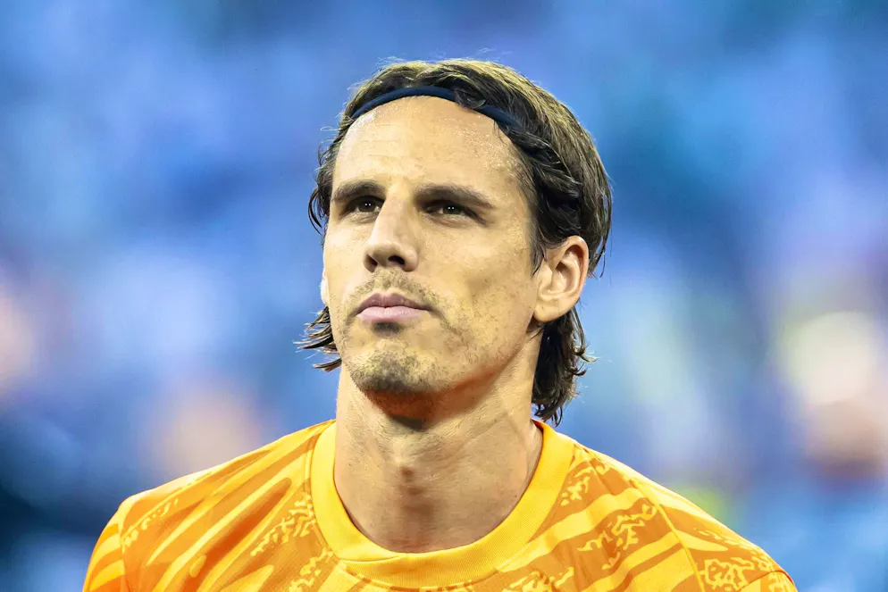 Will Yann Sommer head to the Dutch capital?