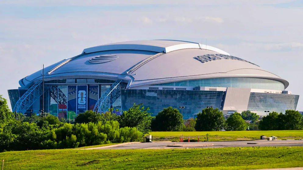 The Dallas Stadium in Arlington (94,000 seats)