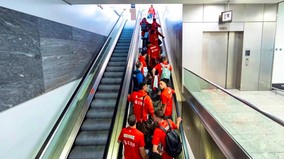 The Swiss national team has landed in the USA