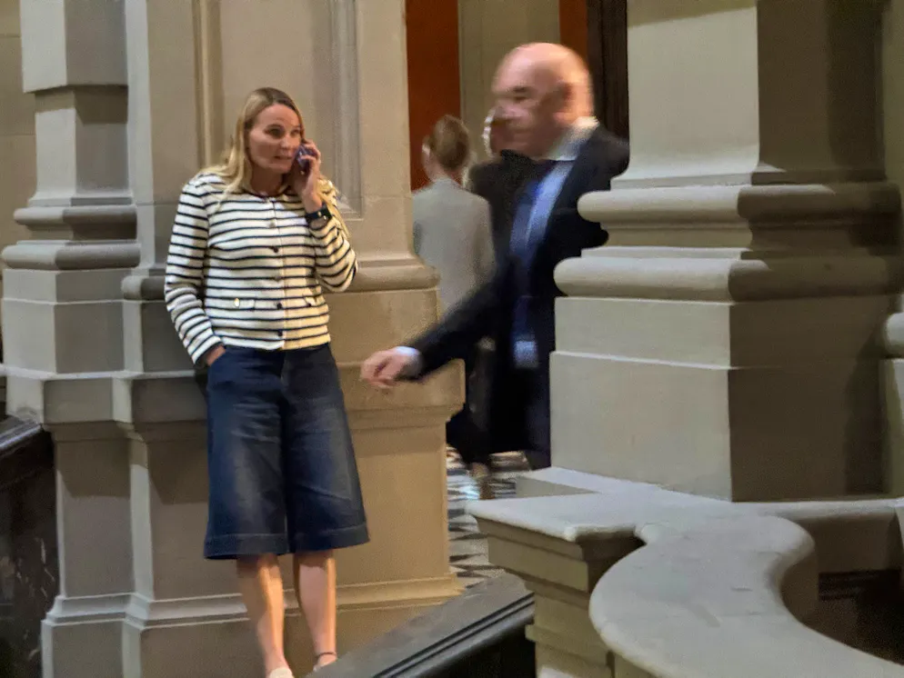 Verlässt Daniel Jositsch (rechts) hier das letzte mal das Bundeshaus als SP-Mitglied?